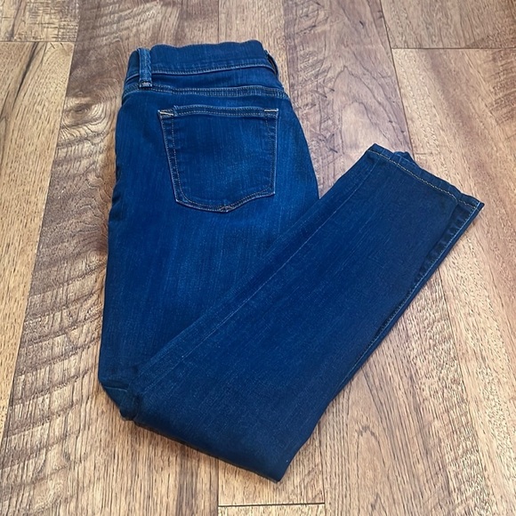 Gap Woman’s Legging Jeans Size 25r - Picture 1 of 7